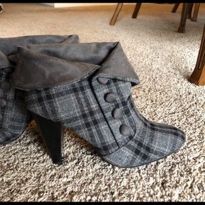 Gray and Black flannel booties by Diba.